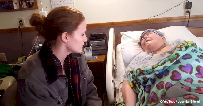 Young nurse sings a final song to her dying patient (video)