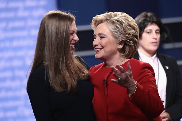 Hillary Clinton and Chelsea Clinton at Hofstra University on September 26, 2016 in Hempstead, New York | Photo: Getty Images