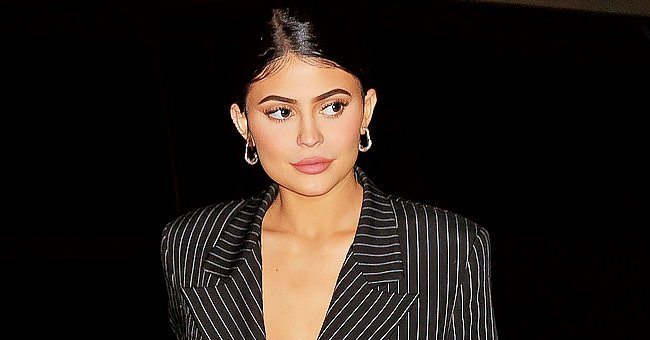 Kylie Jenner's Daughter Stormi Looks Stylish Posing in Front of a ...