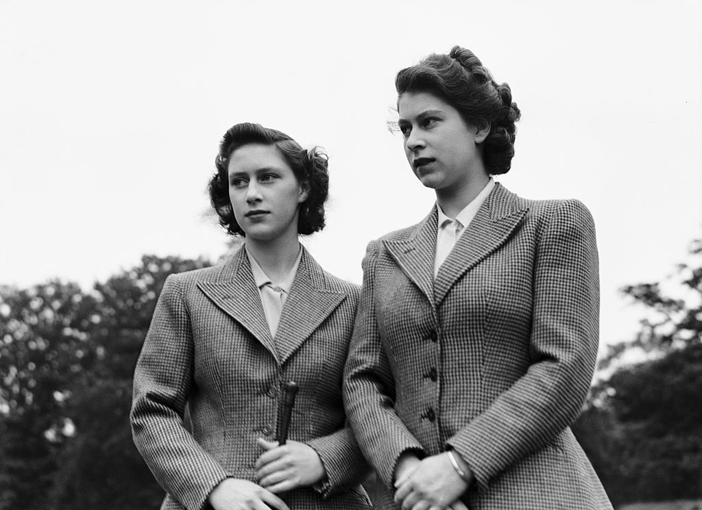 Then-Princess Elizabeth and Princess Margaret at the Royal Lodge, Windsor, UK, July 8, 1946. | Source: Getty Images