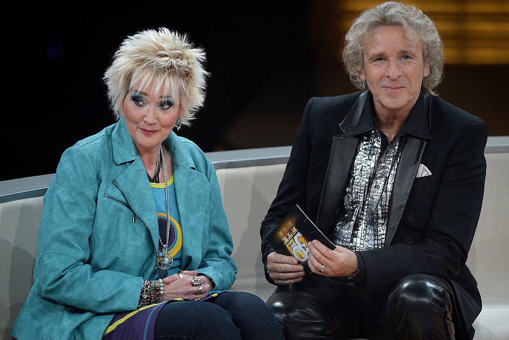 Gaby Koester und Moderator Thomas Gottschalk nehmen an der Aufzeichnung der Jubiläumsshow "30 Jahre RTL - Die große Jubiläumsshow mit Thomas Gottschalk" teil. (Foto von Sascha Steinbach) | Quelle: Getty Images