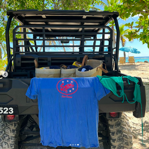 A view of the beach dune buggy in Lola Consuelos Instagram post, posted on August 23, 2024 | Source: Instagram/theyoungestyung