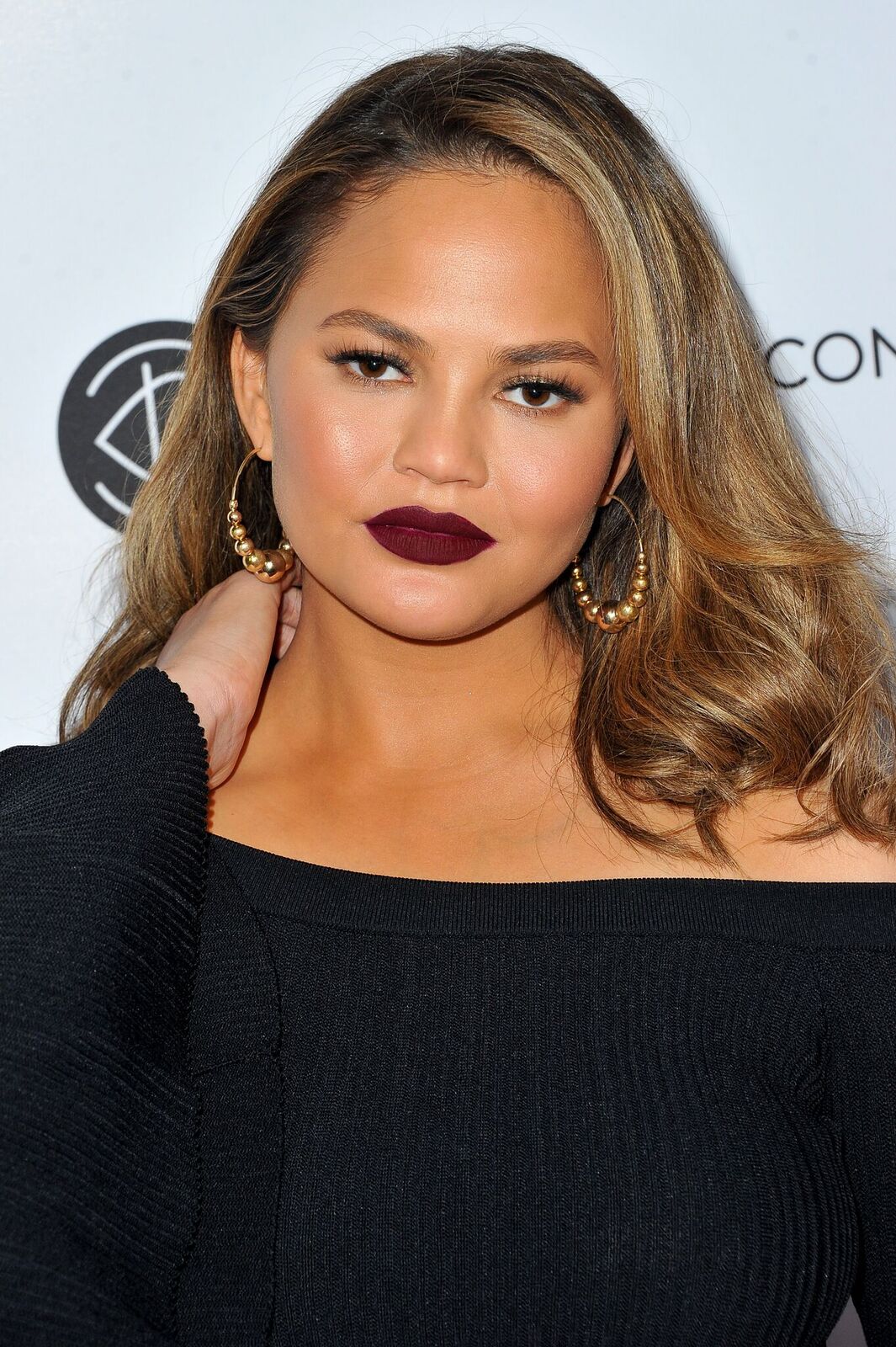 Model Chrissy Teigen attends the 5th Annual Beautycon Festival Los Angeles at Los Angeles Convention Center on August 13, 2017. | Photo: Getty Images