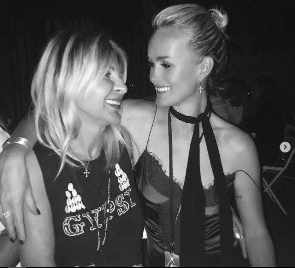 Photo : Instagram / Lhallyday