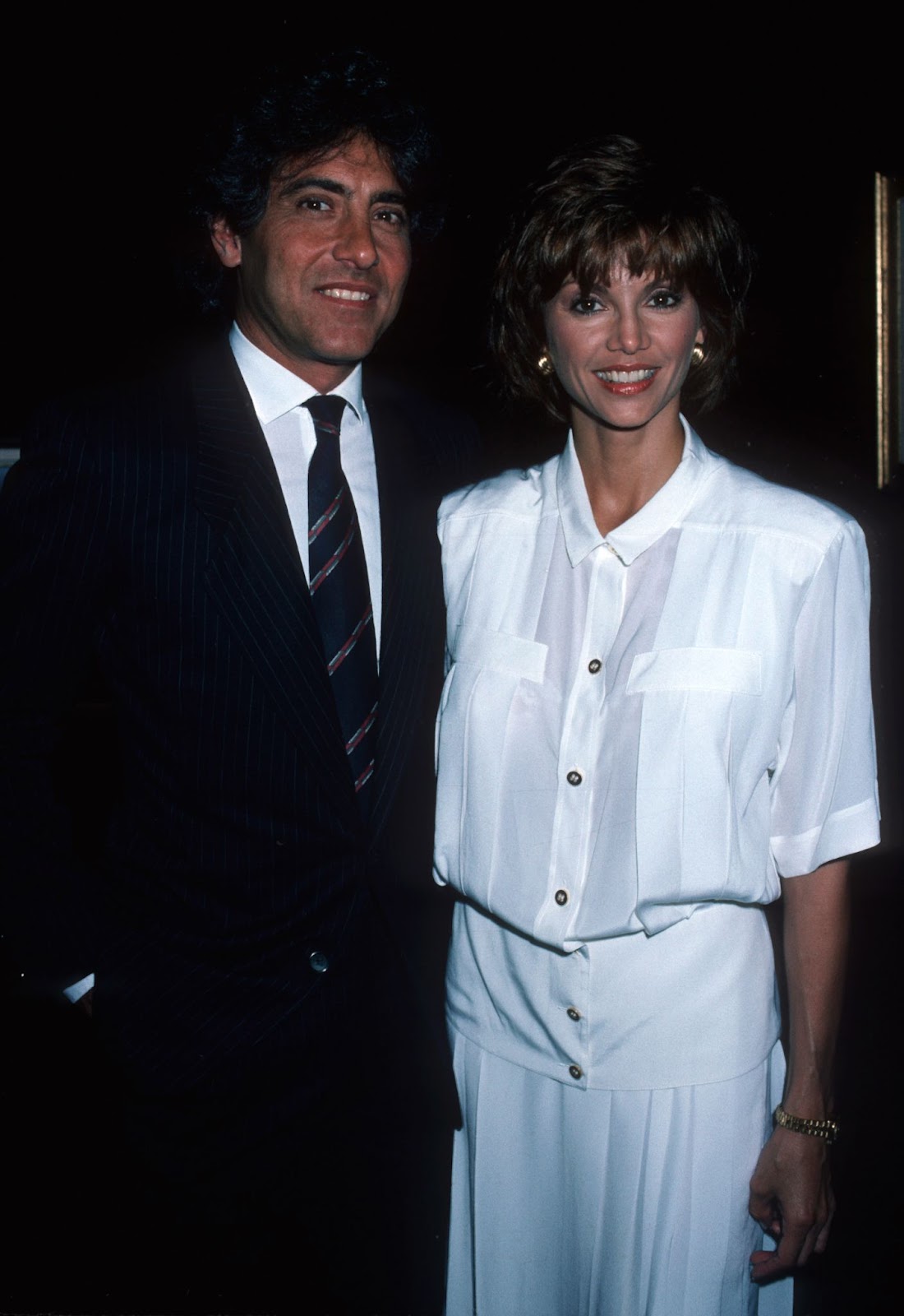 Harry Glassman and Victoria Principal at the Peterson Galleries Exhibition on May 16, 1984, in Hollywood, California. | Source: Getty Images