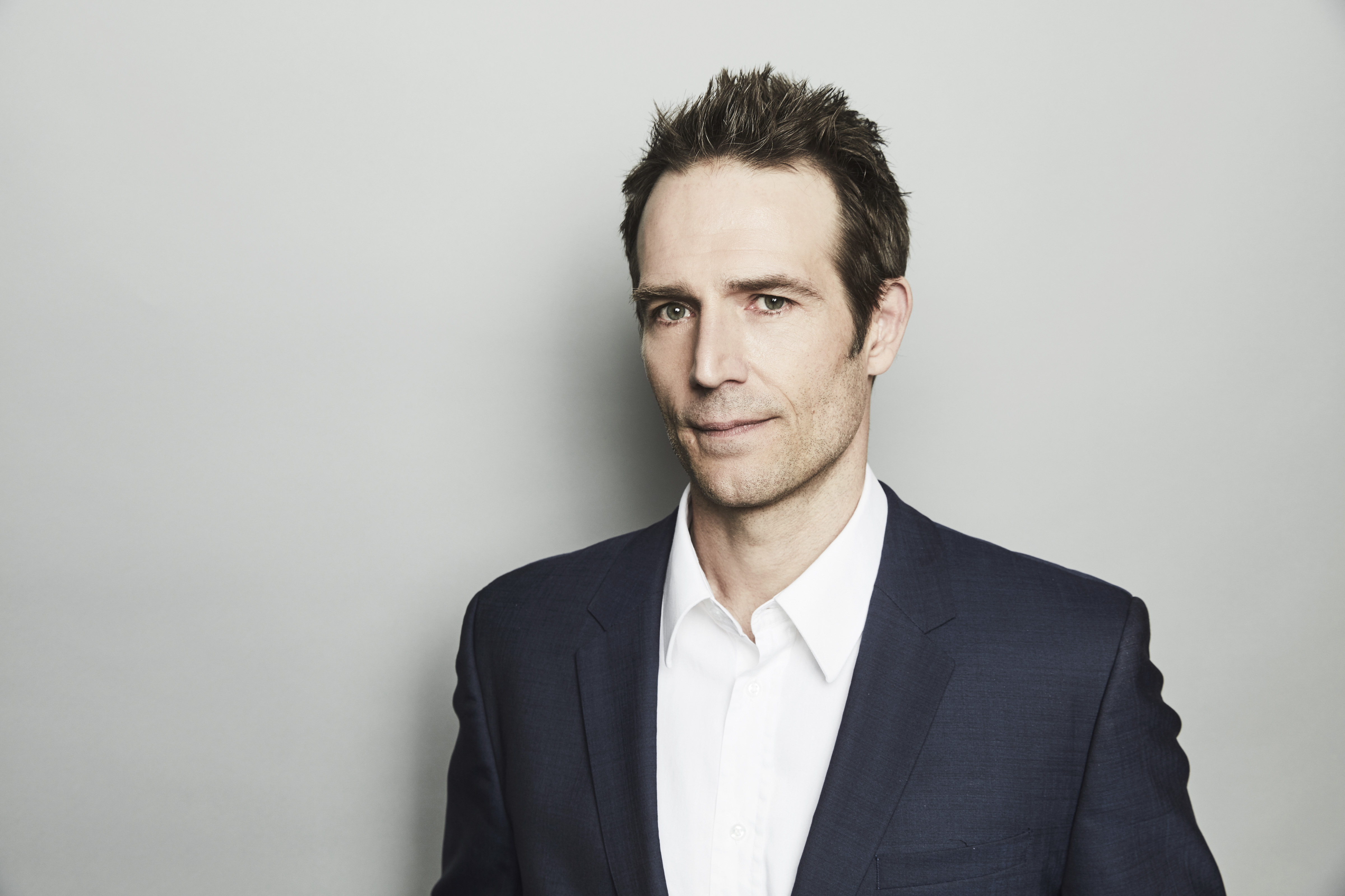 Michael Vartan poses for a portrait in the NBCUniversal Press Tour portrait studio at The Langham Huntington, Pasadena on January 17, 2017. | Source: Getty Images