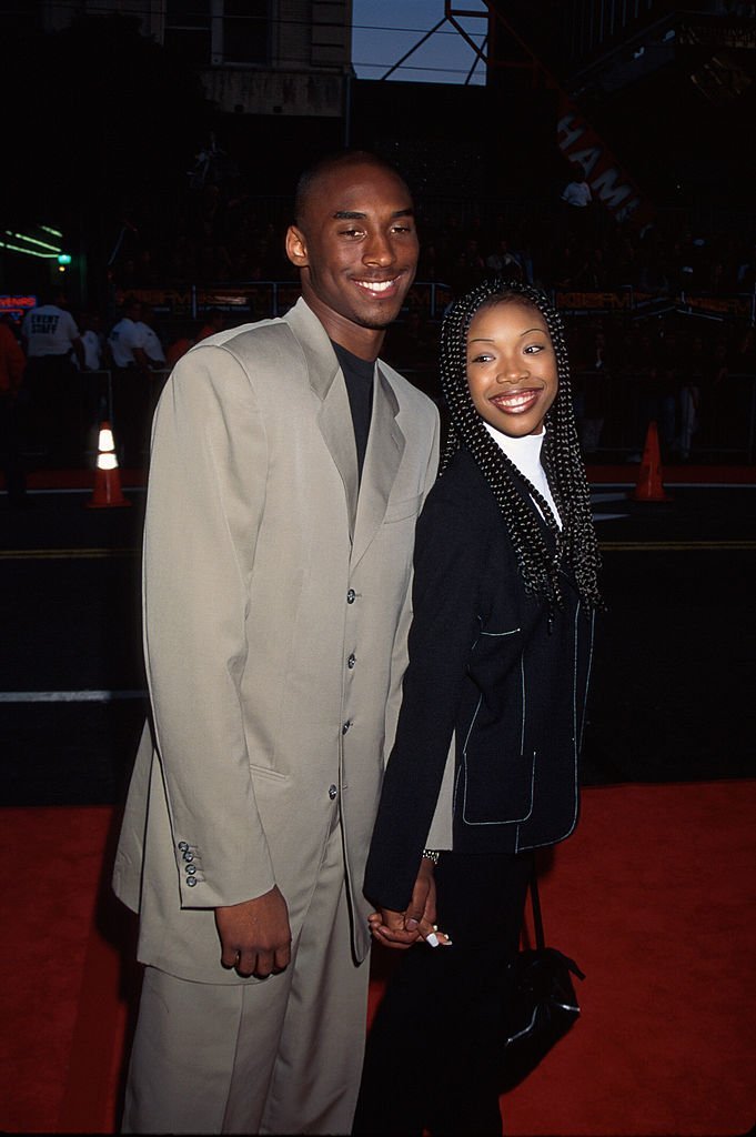 Singer/actress Brandy w. professional basketball player Kobe Bryant in 1996 | Photo: Getty Images