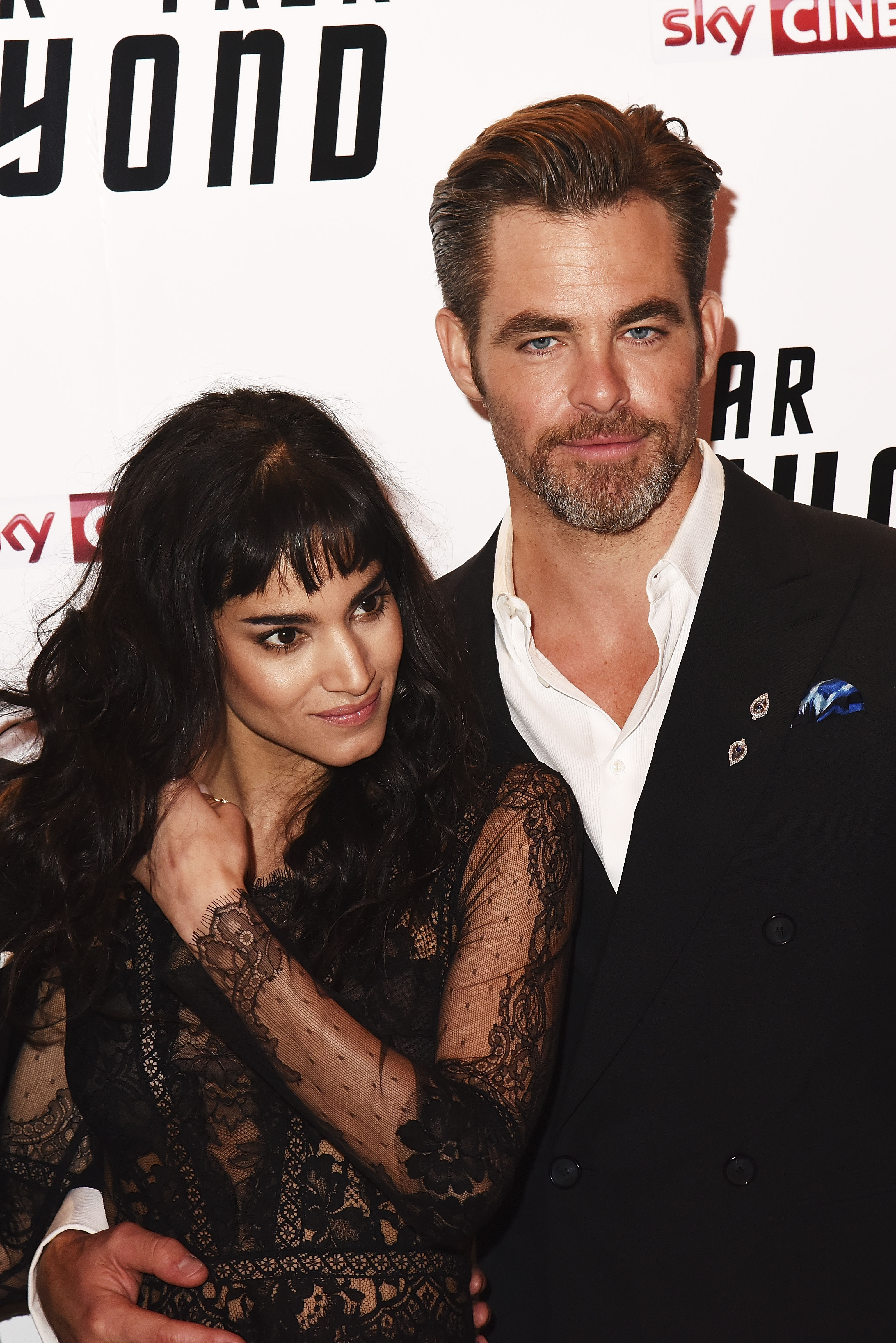 Sofia Boutella and Chris Pine attend the U.K. Premiere of "Star Trek Beyond" at Empire Leicester Square on July 12, 2016, in London, England. | Source: Getty Images