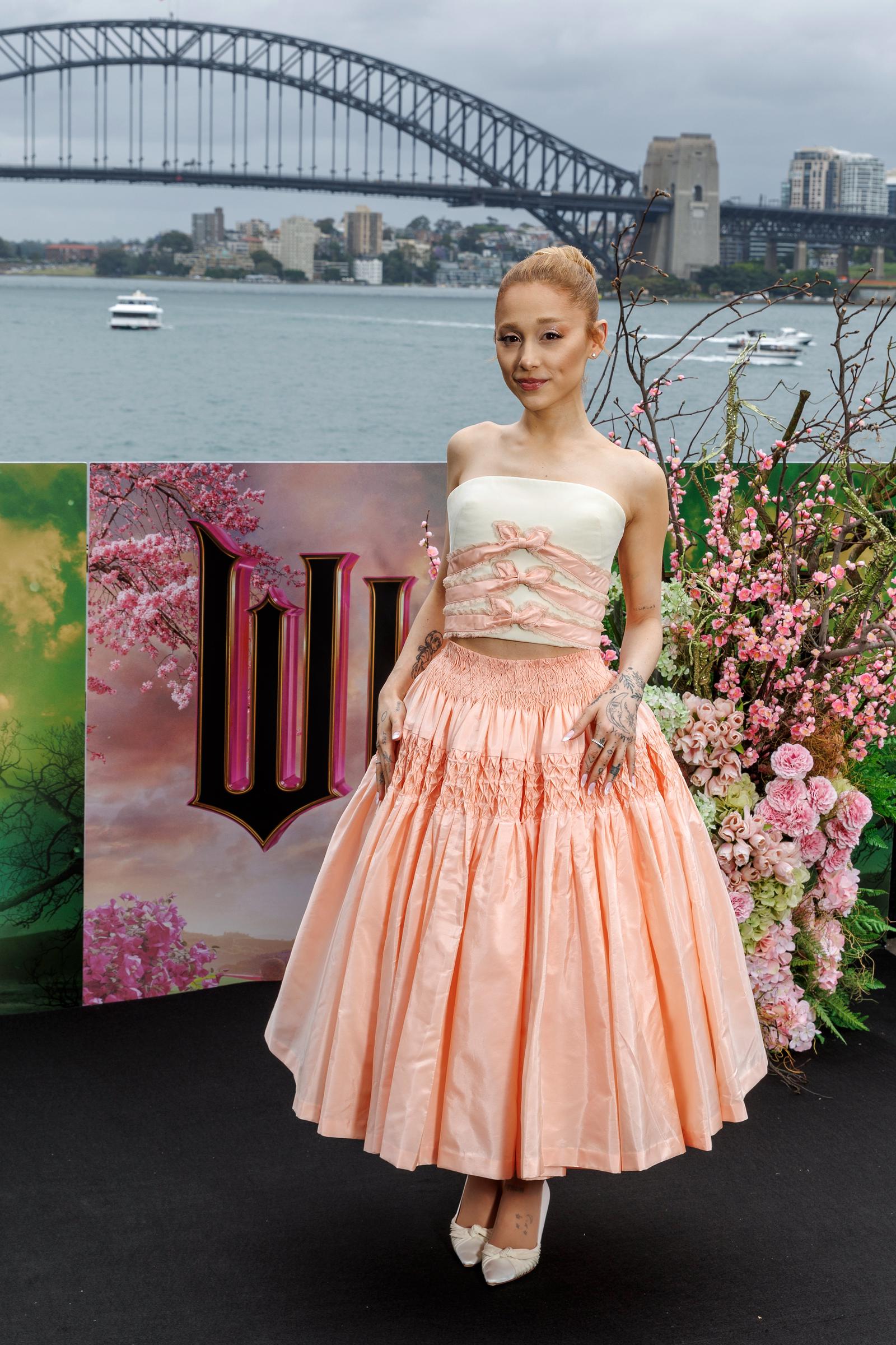 Ariana Grande poses for a photocall at the "Wicked" premiere in Sydney, Australia | Source: Getty Image