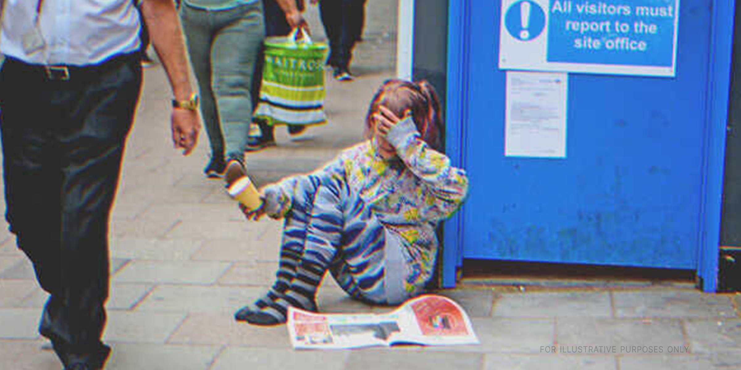 Young Girl Begging On The Street. | Source: Shutterstock