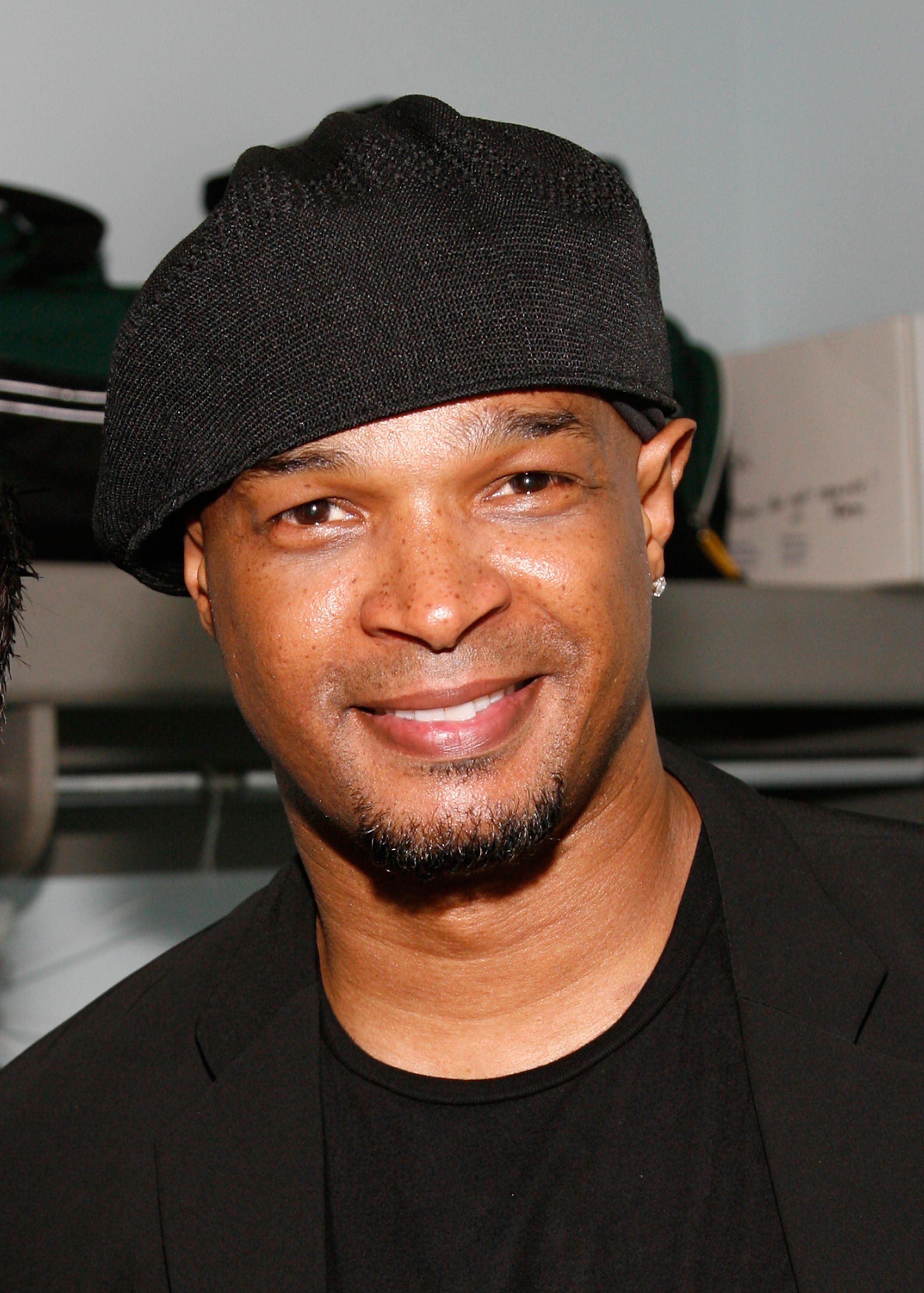 Comedian Damon Wayans backstage at Theatre St. Denis during the Just for Laughs Festival on July 20, 2007 | Photo: Getty Images