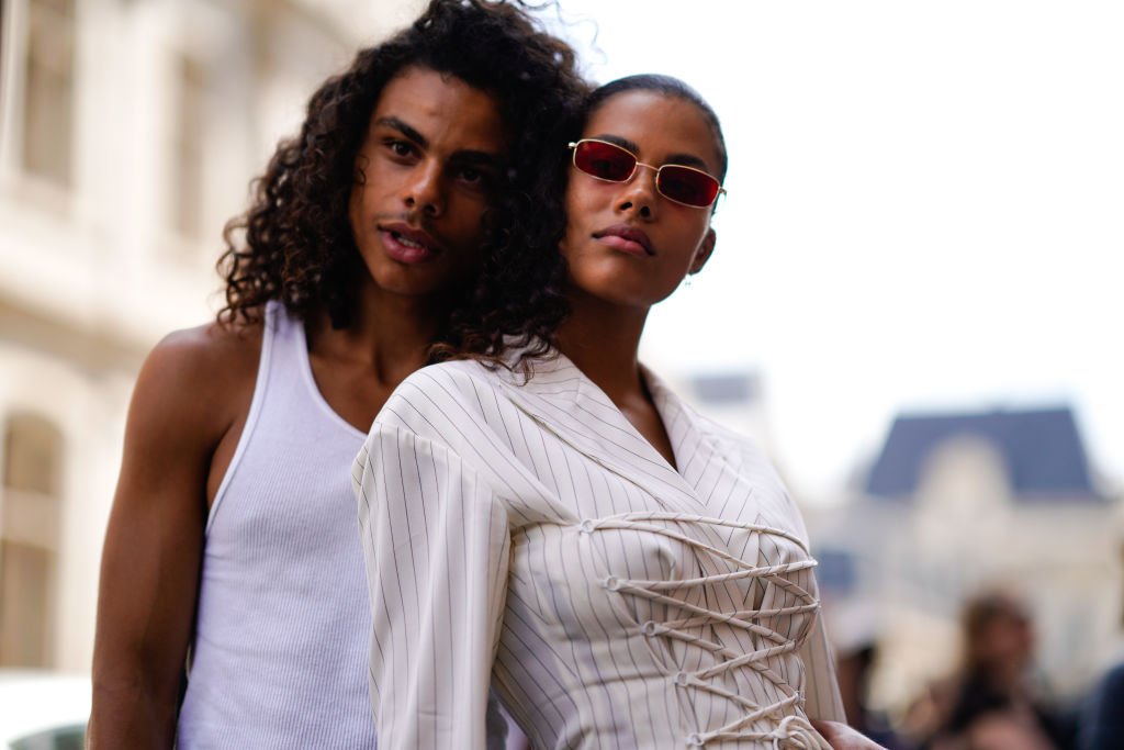 Tina Kunakey et son petit-frère Zakari. l Source : Getty Images Tina Kunakey et son petit-frère Zakari. l Source : Getty Images