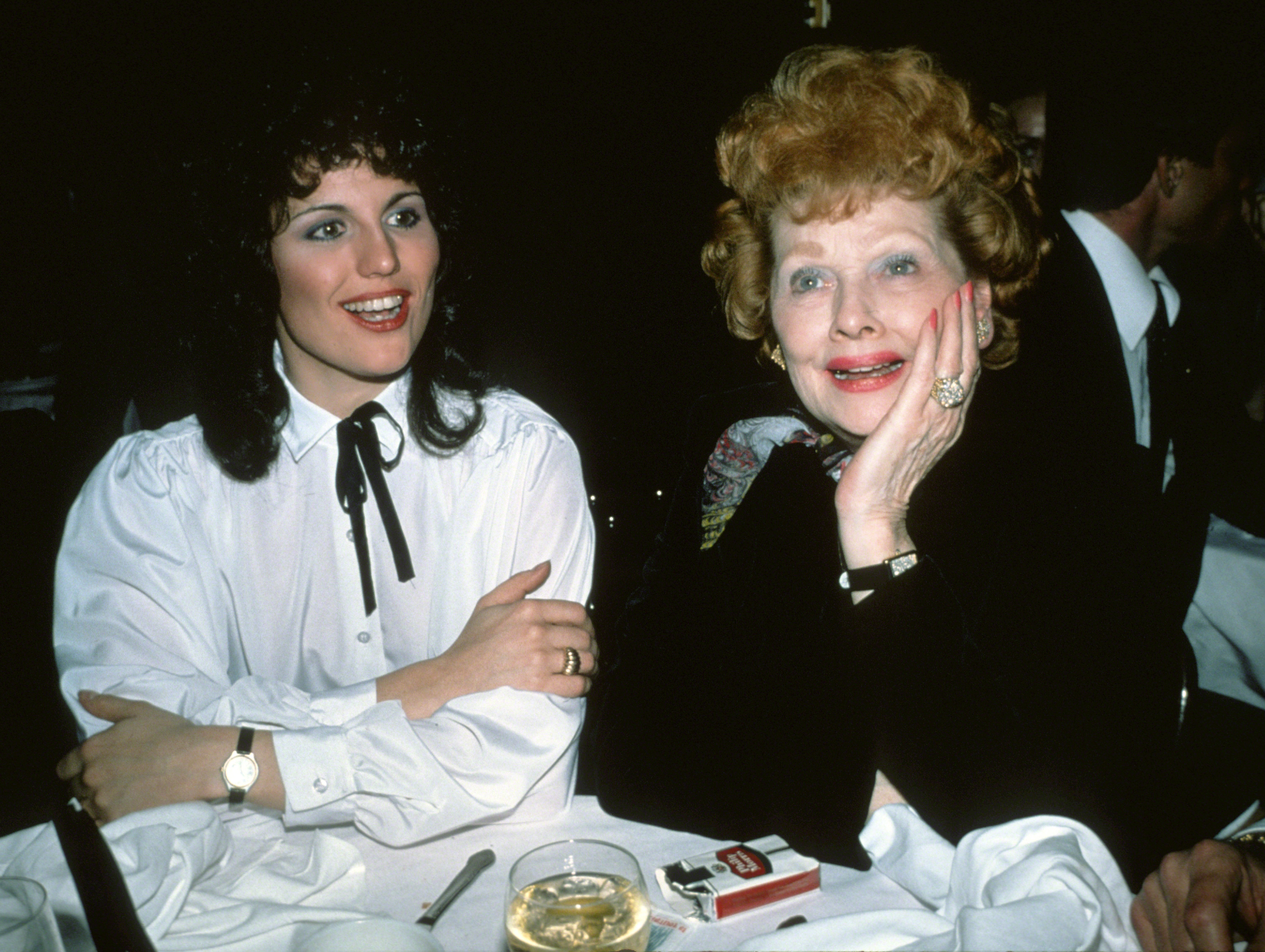 Lucie Arnaz and Lucille Ball in New York City in 1979. | Source: Getty Images