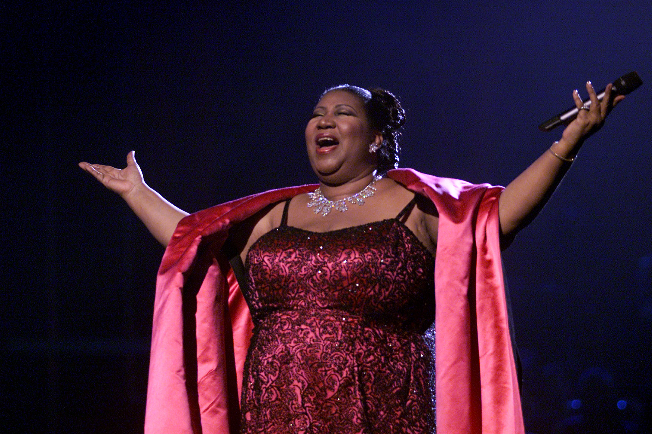 Aretha Franklin at Radio City Music Hall in New York City on Tuesday, April 10, 2001. | Source: Getty Images