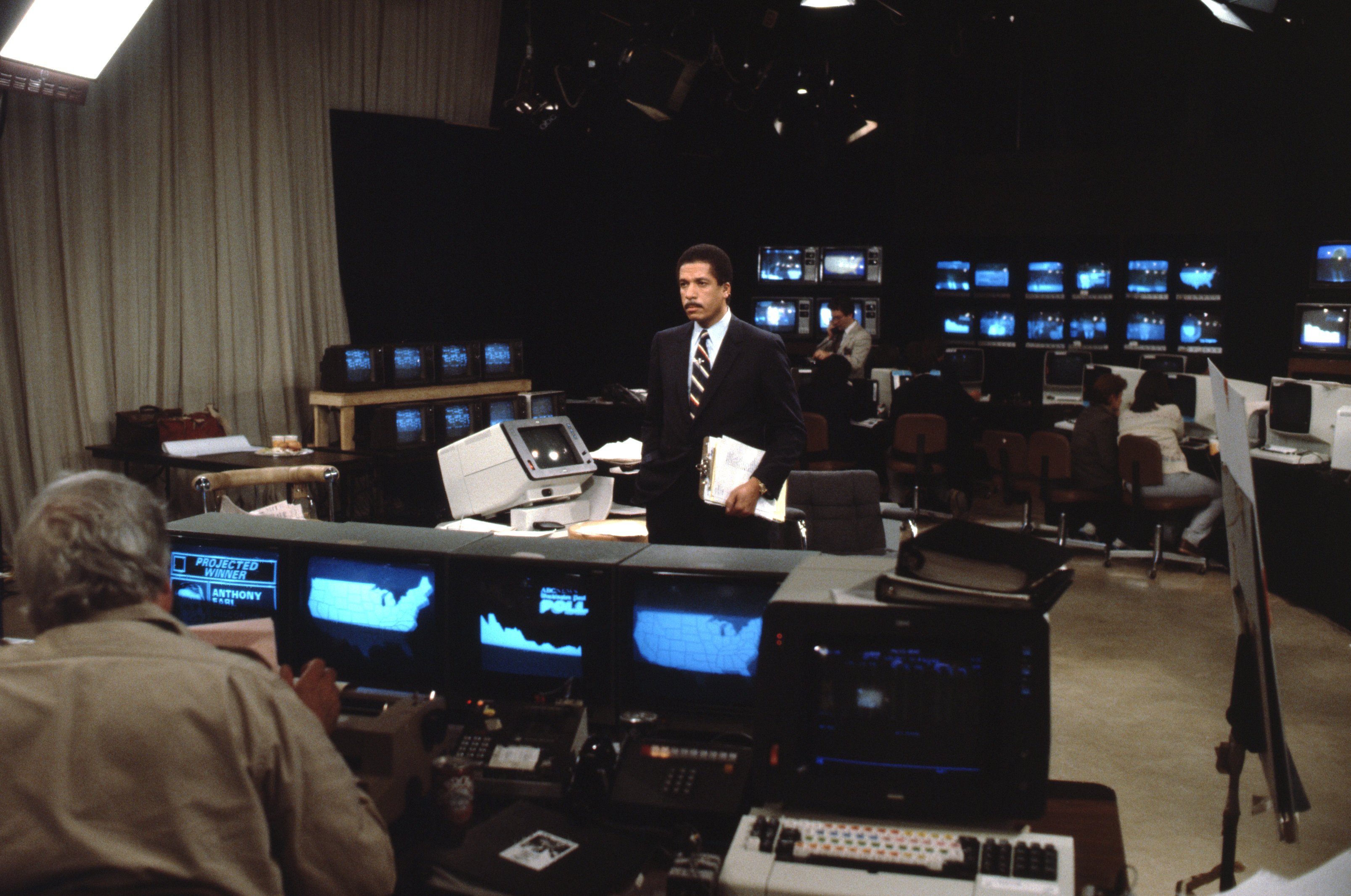 Max Robinson, 1982 Election Night Coverage Washington, DC - 1982: | Photo: Walt Disney Television via Getty Images