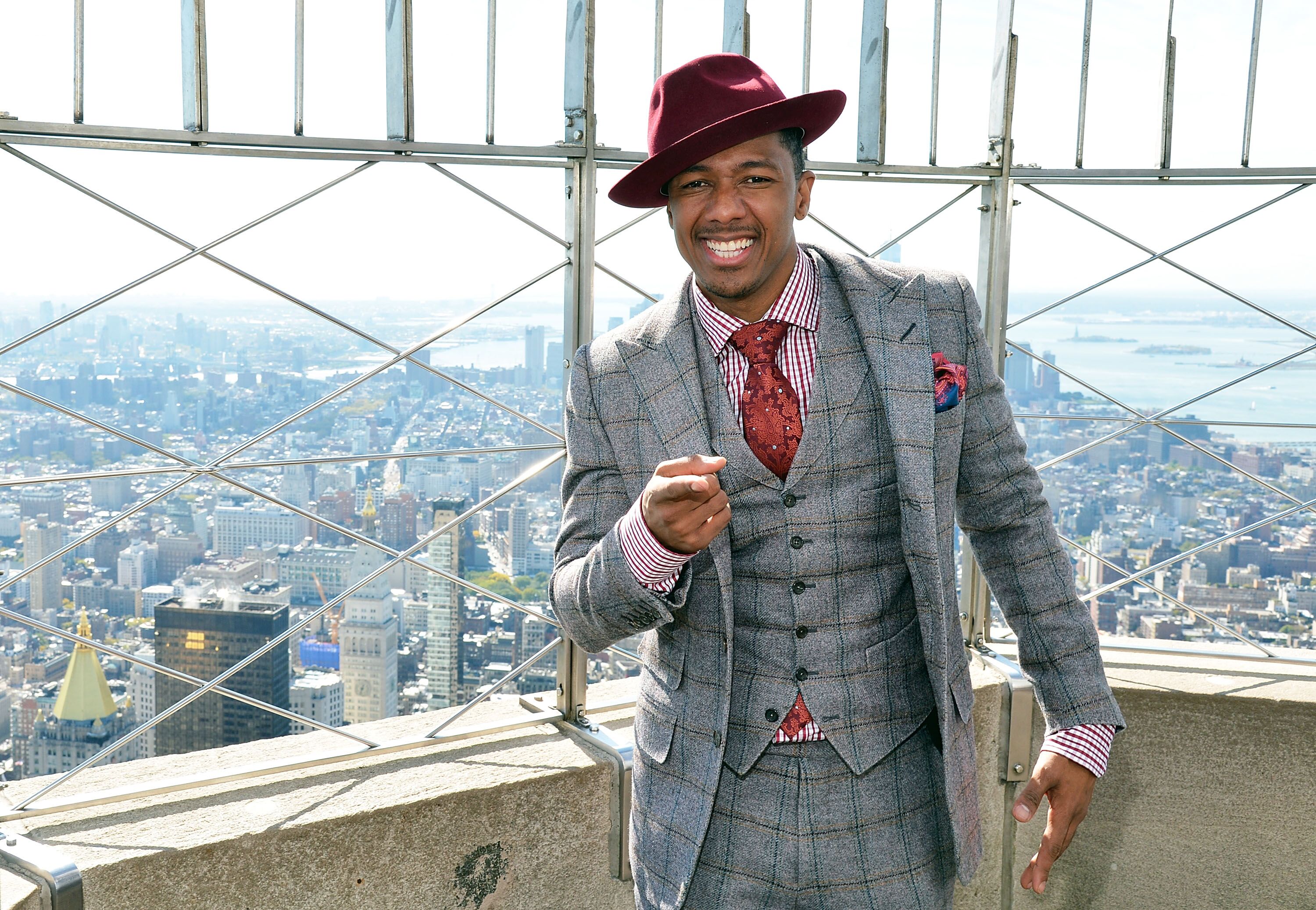 Nick Cannon on top of the Empire State Building | Photo: Getty Images