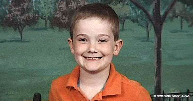 Le garçon a dit à la police qu’il est un enfant qui a disparu il y a sept ans après le suicide de sa mère