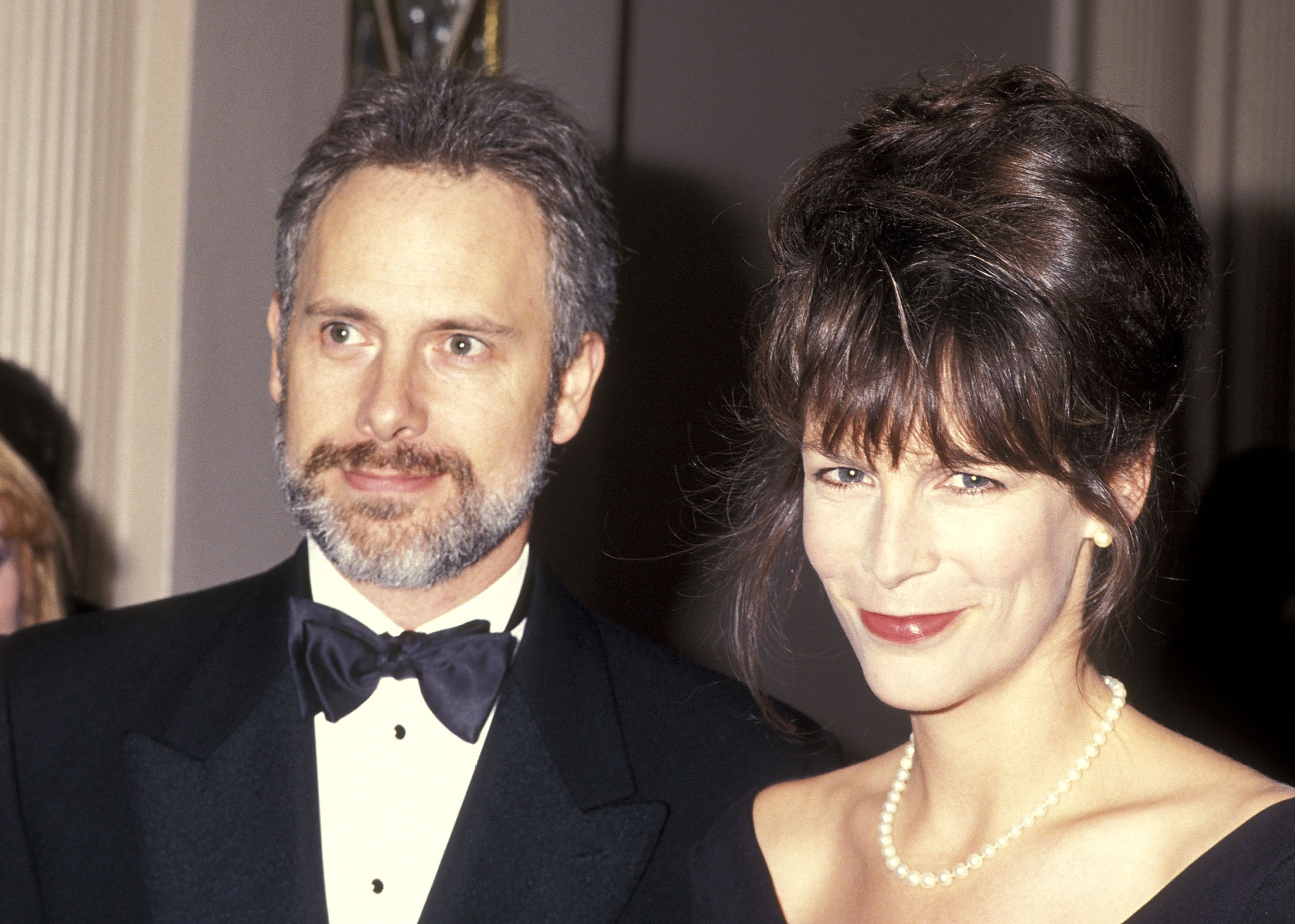 Christopher Guest and Jamie Lee Curtis attend People for the American Way's Sixth Annual "Spirit of Liberty" Award Dinner at the Waldorf-Astoria Hotel in New York City on November 18, 1990. | Source: Getty Images