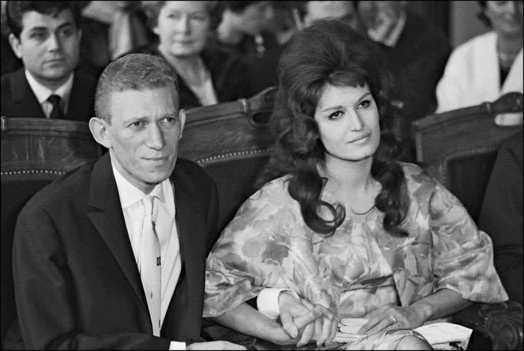 Marriage between Lucien Morisse and Dalida in the presence of Bruno Gigliotti (Orlando) at the City Hall in the 16th arrondissement of Paris, April 8, 1961. І Source: Getty Images