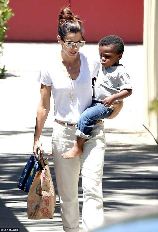 Sandra and Louis Bardo Bullock, from a post dated March 3, 2026 | Source: X/fwskiiii