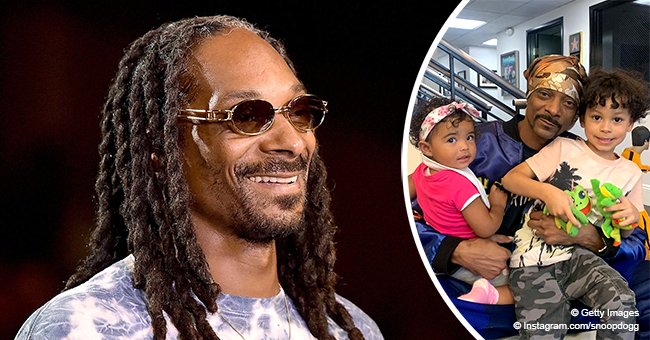 Snoop Dogg Poses With His Look-alike Grandson And Granddaughter In A 