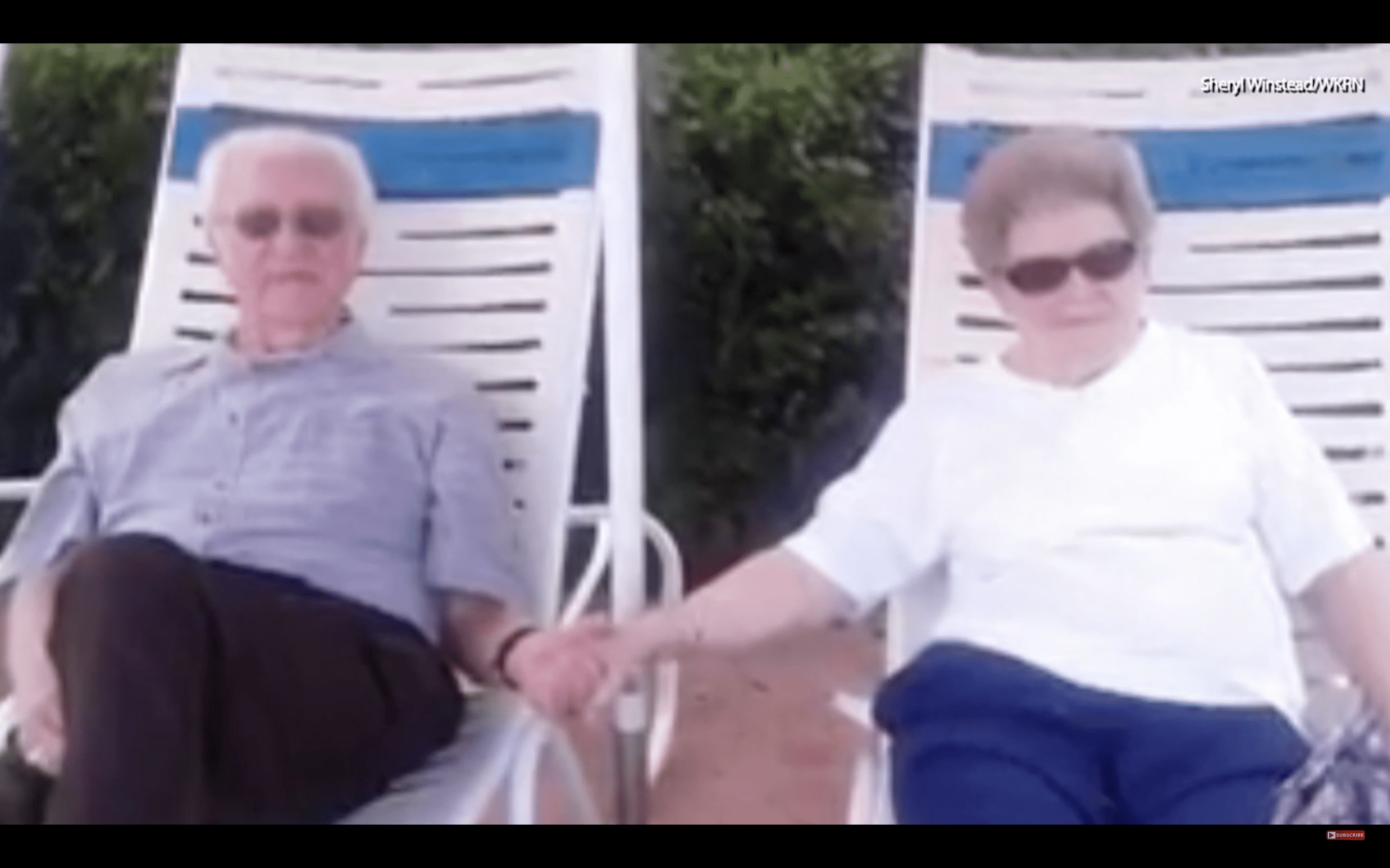 Trent und Dolores Winstead sitzen zusammen und halten sich an den Händen. | Quelle: YouTube.com/WSB-TV
