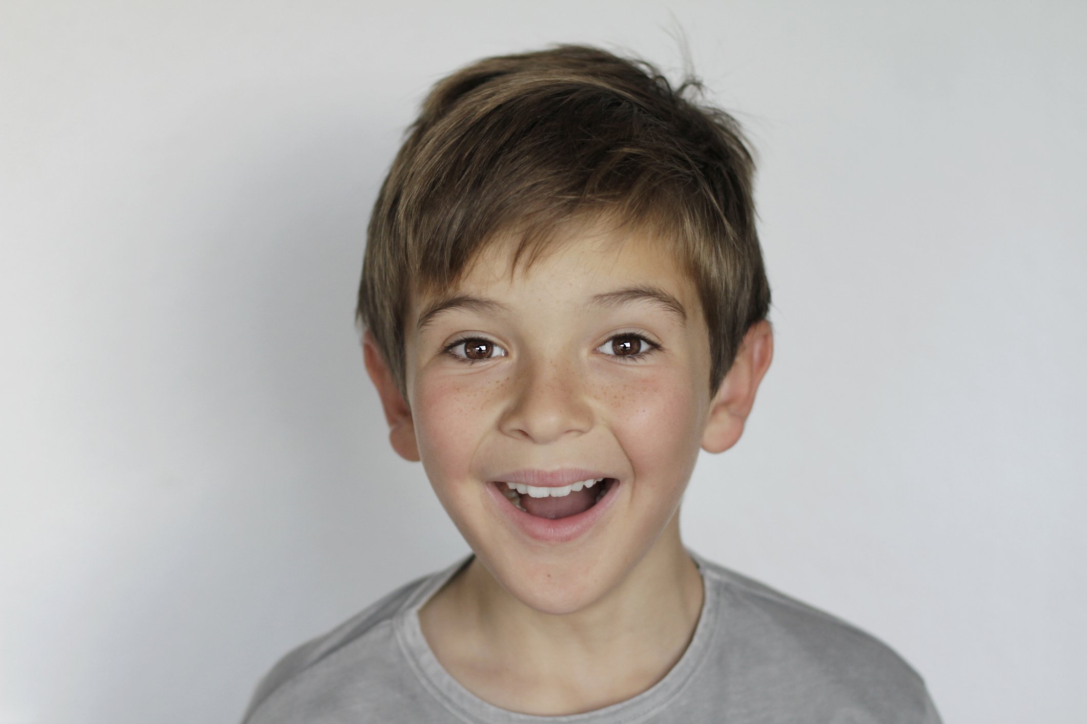 Porträt eines lächelnden Jungen. I Quelle: Getty Images