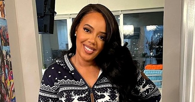 Angela Simmons Leaves Little To Imagination Flaunting Her Curves In Tiny Blue Two Piece While Walking The Runway