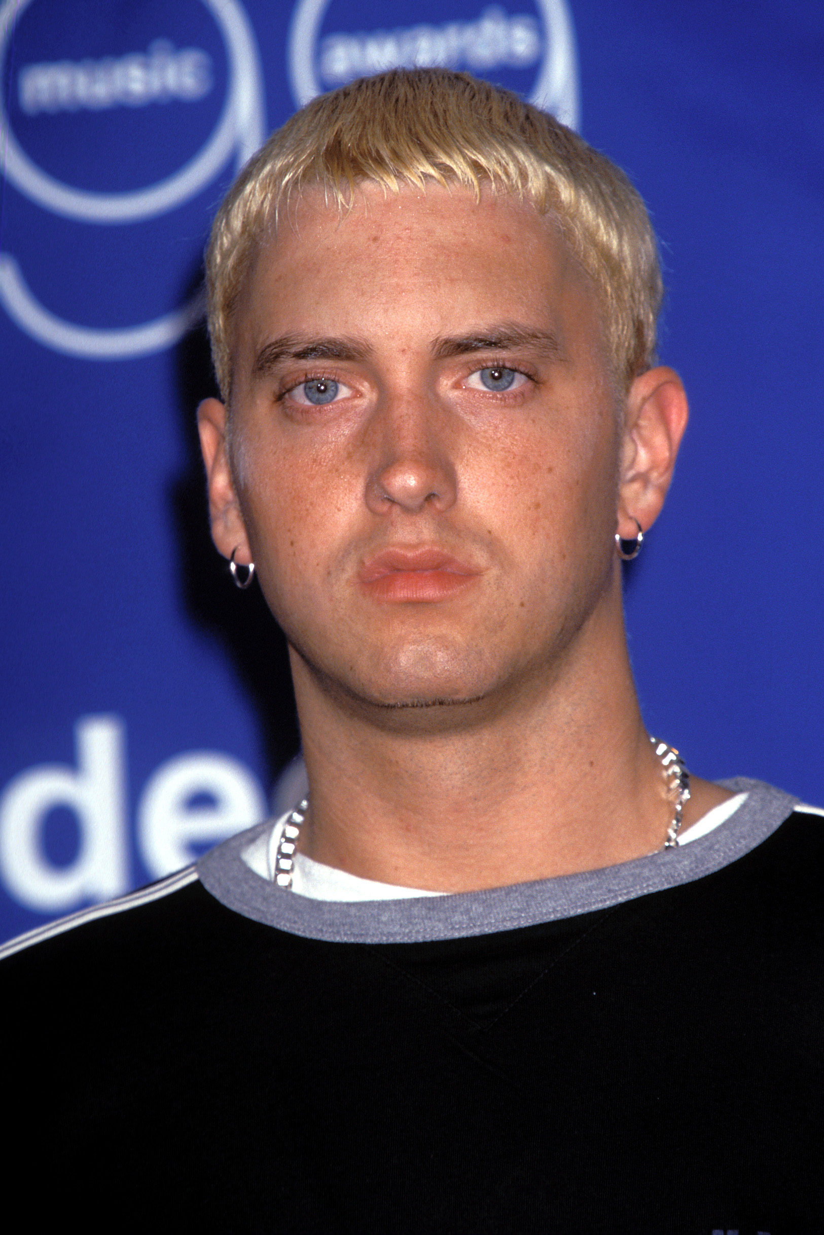 Eminem at the 1999 MTV Video Music Awards on September 9, 1999 | Source: Getty Images