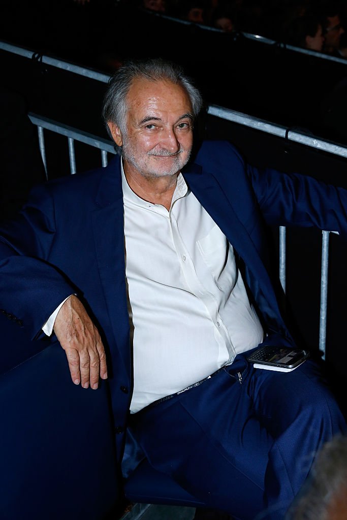 Jacques Attali assiste à la première de "La Bohème - Opera en Plein Air" aux Invalides le 6 septembre 2016 à Paris, France. | Photo : Getty Images