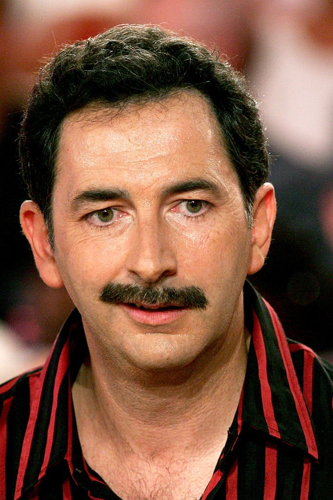L'acteur français François Morel est l'un des invités de l'émission de télévision "Vivement Dimanche" animée par Michel Drucker. | Photo : Getty Images