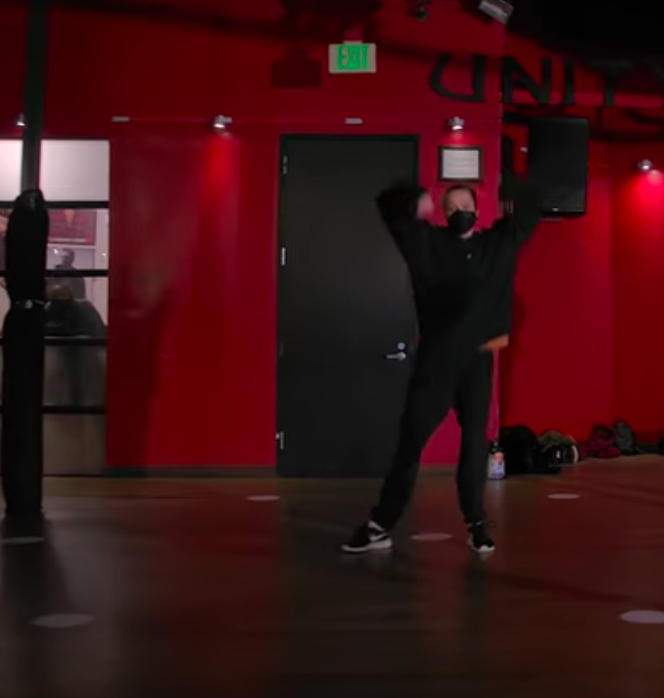 A screenshot of Shiloh dancing at a dance studio in Los Angeles posted on April 15, 2022 | Source: YouTube.com/Millennium Complex Dance Los Angeles