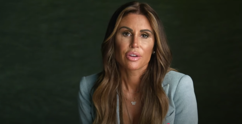 Rachel Uchitel in HBO's documentary "Tiger" from 2021 | Source: Youtube/HBO