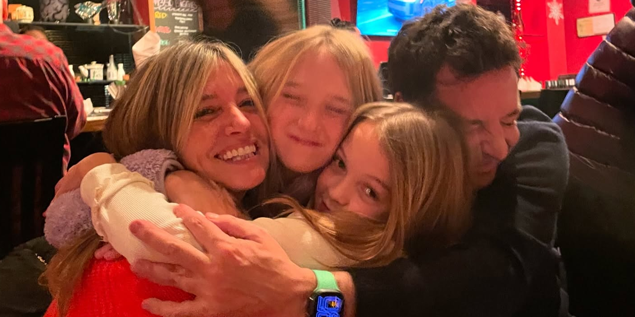 Jimmy Fallon and his loved ones. | Source: Instagram/jimmyfallon