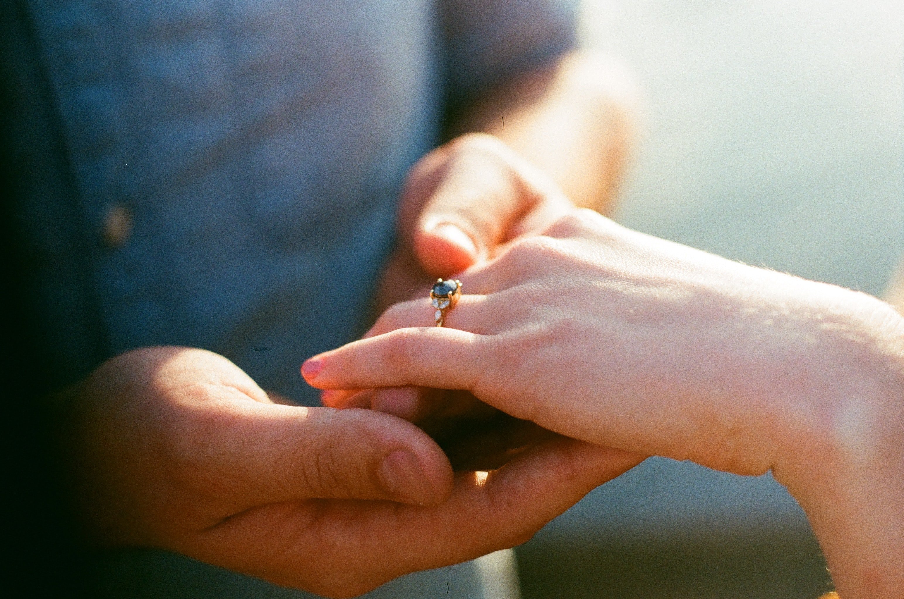 The man's girlfriend wanted to get married, so he proposed to her. | Source: Unsplash