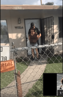 Deborah Sue Culwell, soupçonnée d'avoir jeté sept chiots nouveau-nés à la poubelle dans la chaleur de 32 degrés C de Coachella, a été arrêtée. | Youtube/RivCOanimalsPIO Deborah Sue Culwell, soupçonnée d'avoir jeté sept chiots nouveau-nés à la poubelle dans la chaleur de 32 degrés C de Coachella, a été arrêtée. | Youtube/RivCOanimalsPIO
