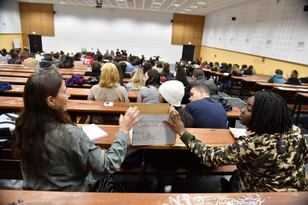 Des étudiants. | Photo : Getty Images