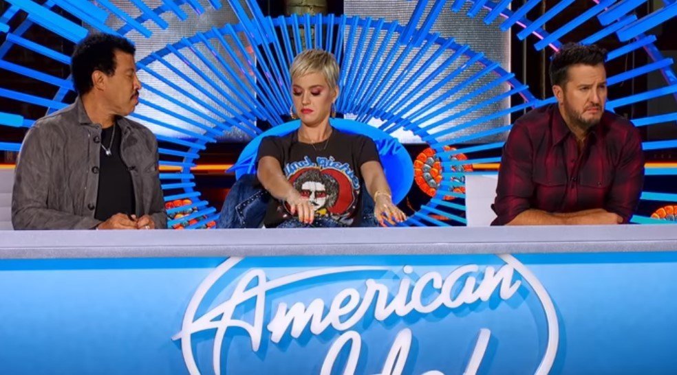 Katy Perry getting goosebumps during Madison's performance | Photo: YouTube/American Idol