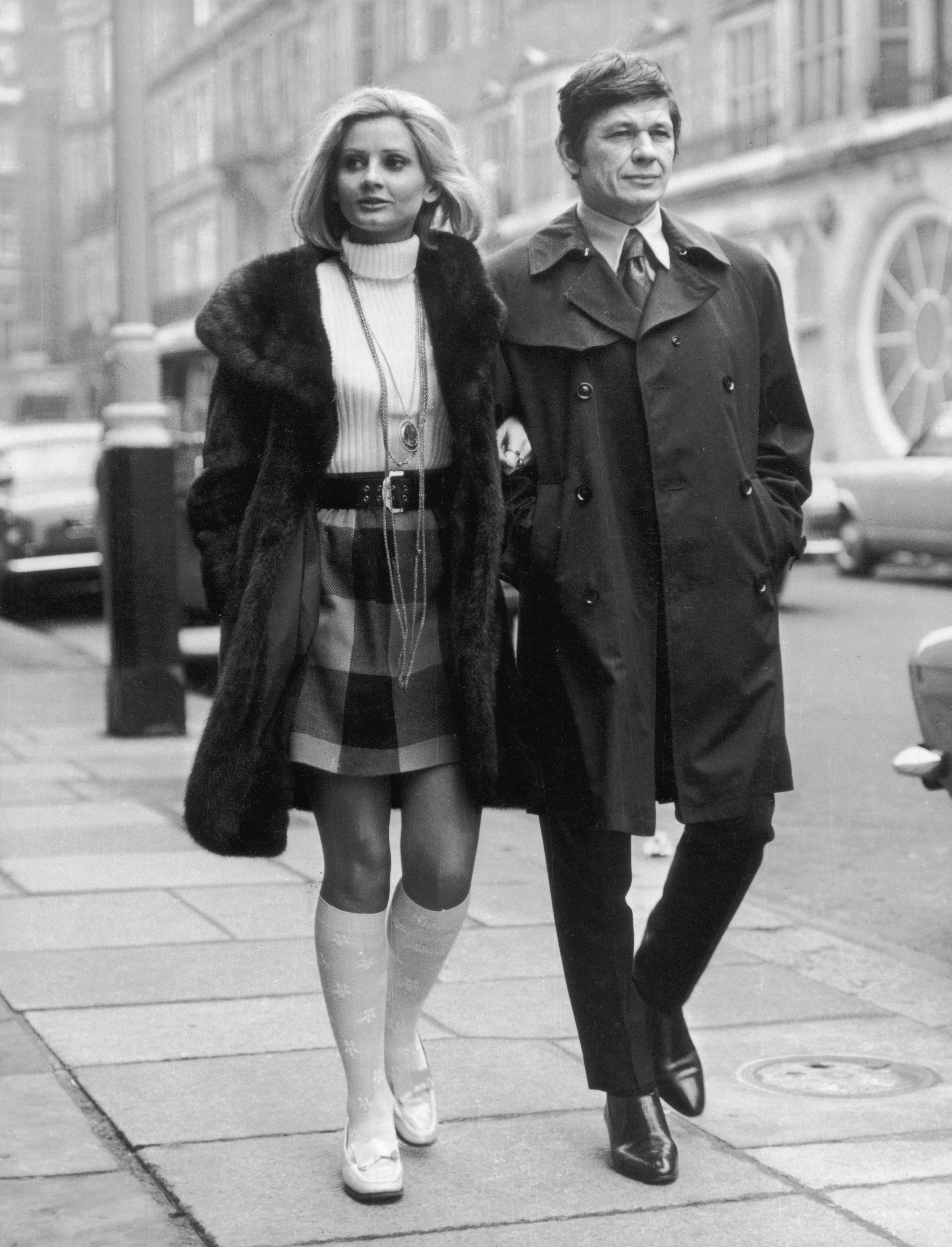 Charles Bronson in London with his actress wife Jill Ireland in 1969 | Source: Getty Images