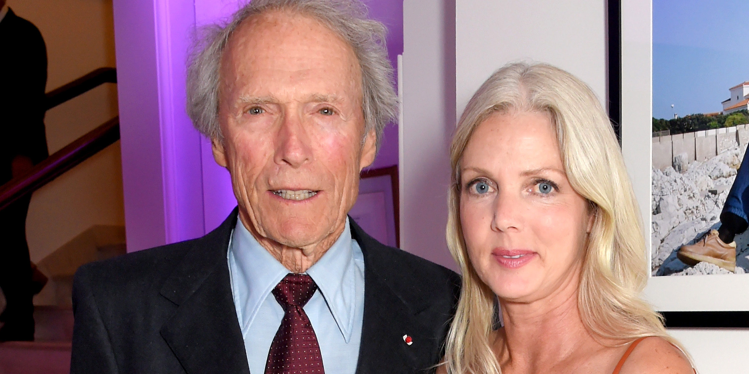 Clint Eastwood und Christina Sandera | Quelle: Getty Images