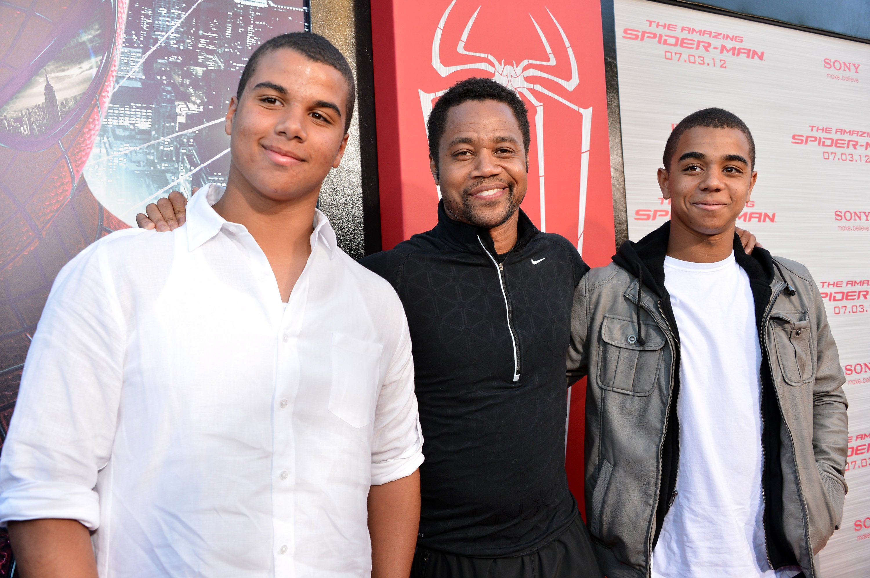  Mason Gooding, Cuba Gooding Jr., and Spencer Gooding arrive at the premiere of Columbia Pictures' "The Amazing Spider-Man", 2012. | Photo: GettyImages