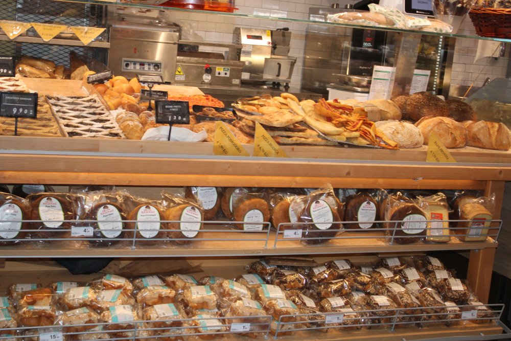 Vitrina en una panadería. | Foto: Shutterstock