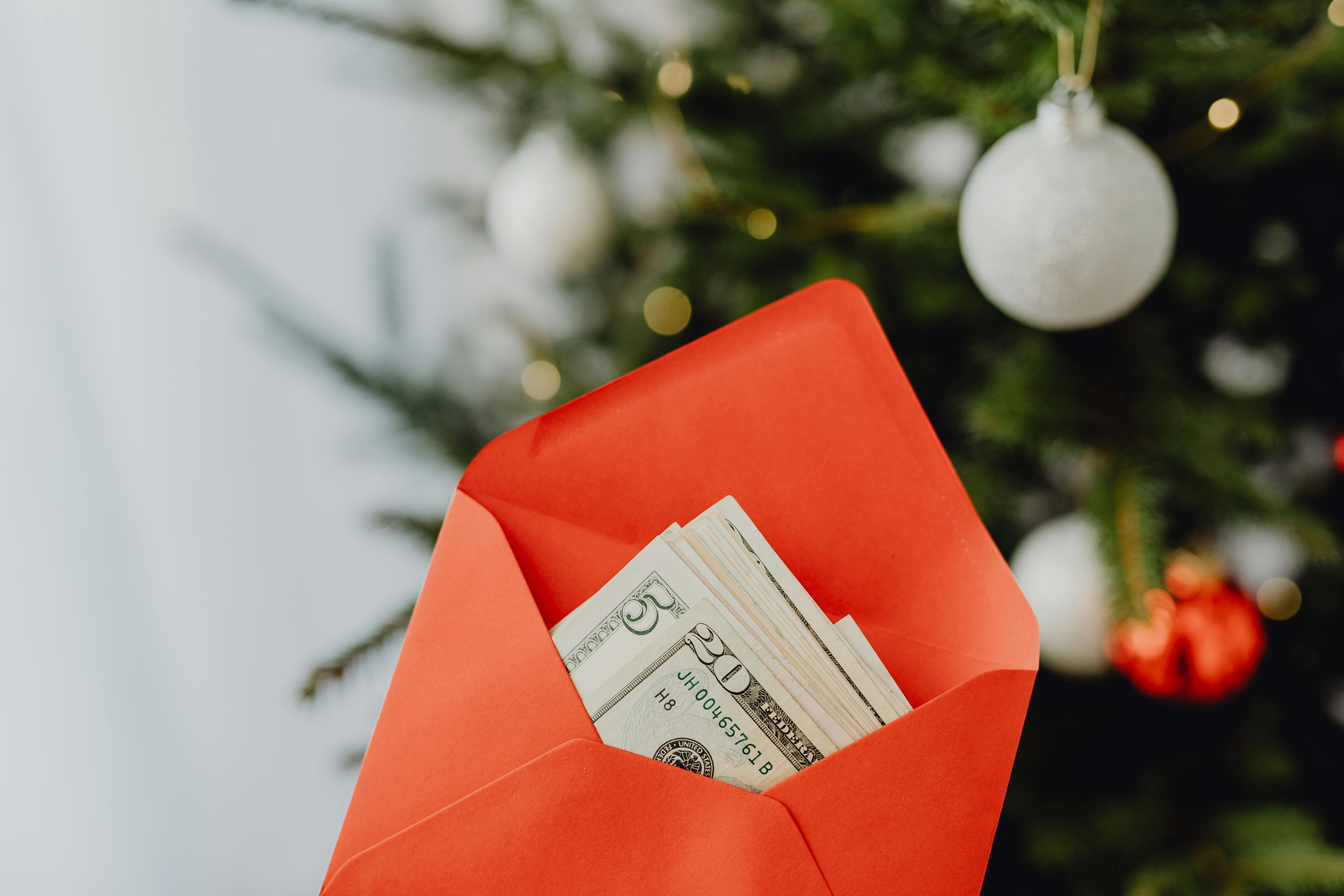 An envelope with money | Source: Pexels