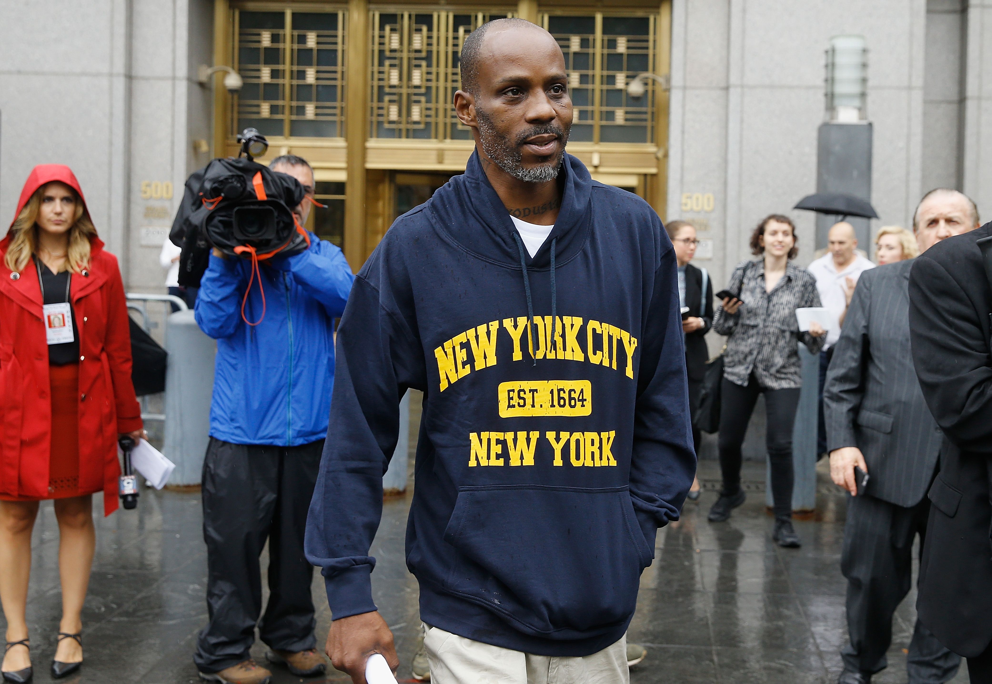 Rapper DMX leaving the courthouse after his tax evasion charges back in 2017, in New York City | Photo: John Lamparski/Getty Images
