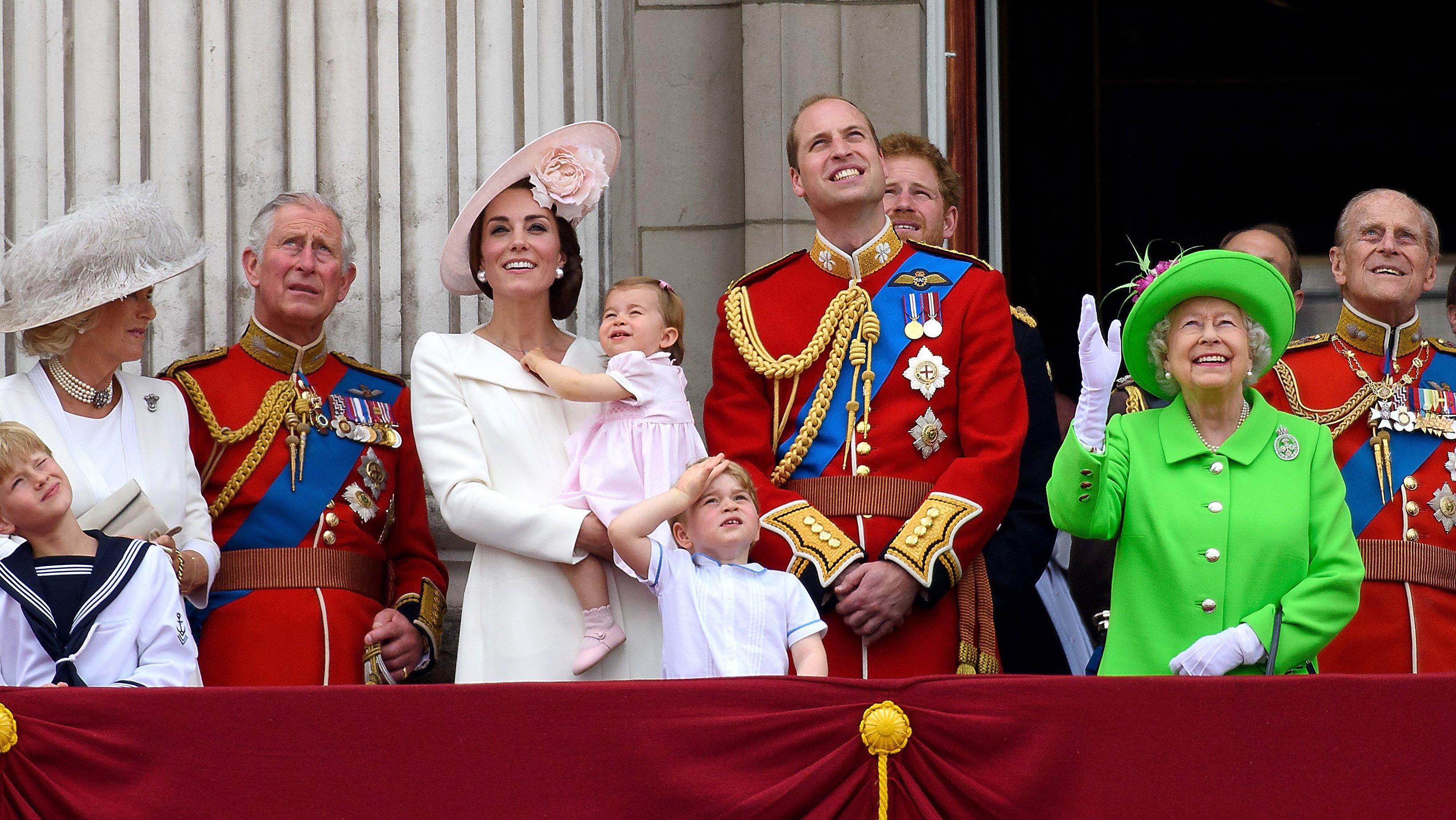 Senior members of the royal family stand on the balcony during the Trooping the Colour on June 11, 2016, in London, England. | Source: Getty Images.