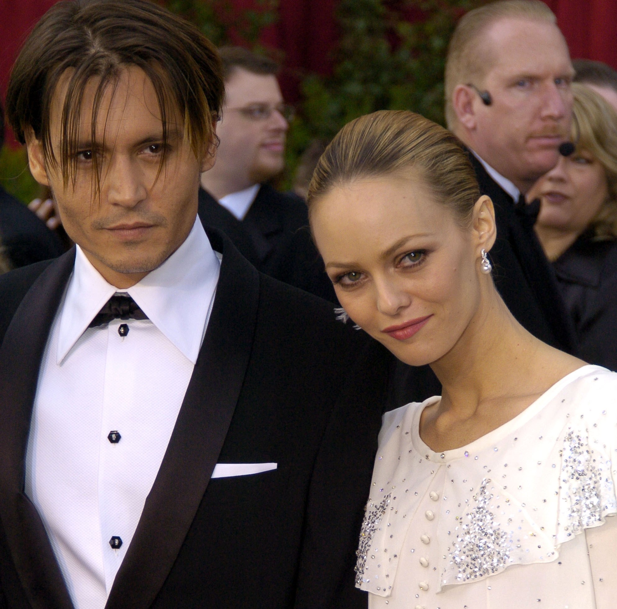 Johnny Depp and Vanessa Paradis at The 76th Annual Academy Awards - Arrivals, Kodak Theatre, Hollywood, California | Source: Getty Images