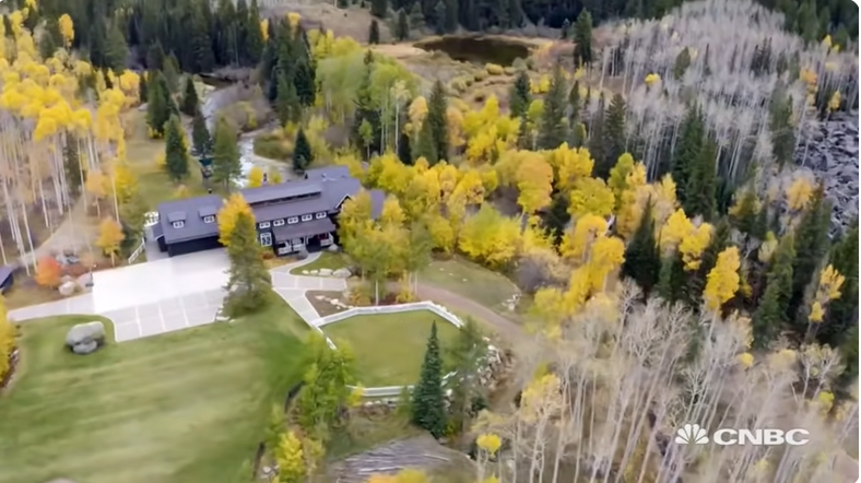 Kevin Costner's Ranch on a video dated January 22, 2019 | Source: Youtube.com/@CNBCMakeIt