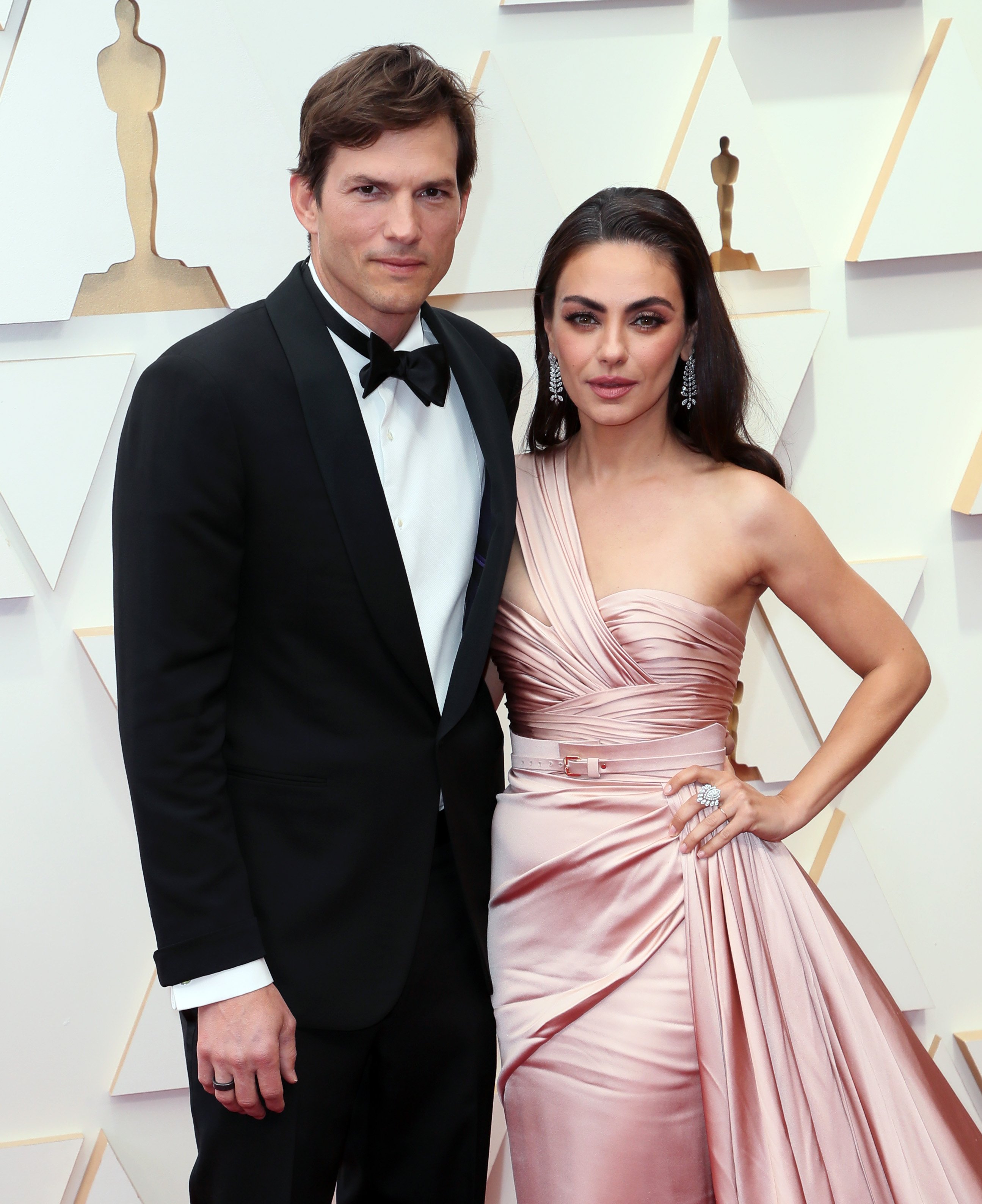 Ashton Kutcher and Mila Kunis attend the 94th Annual Academy Awards at Hollywood and Highland on March 27, 2022 in Hollywood, California | Source: Getty Images