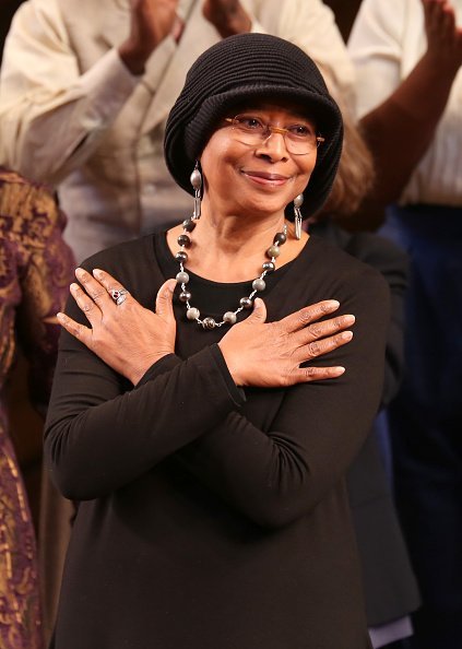 Alice Walker at the Opening Night Performance Curtain Call for 'The Color Purple' on December 10, 2015 | Photo: Getty Images