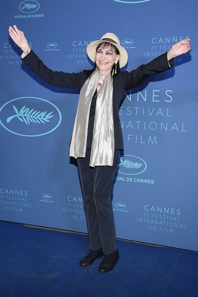 Anna Karina arrive au dîner de gala du 71e Festival de Cannes au Palais des Festivals à Cannes, France. | Photo : Getty Images